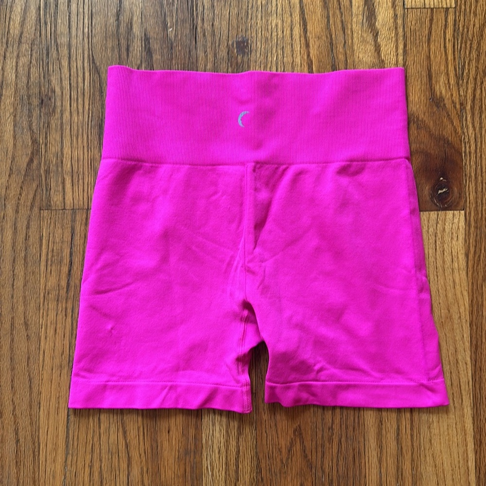 ZYIA Women's Pink Bike Shorts - Picture 2 of 4